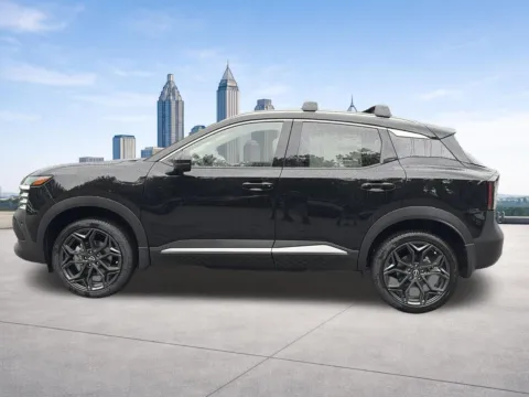 Photos of 2026 Nissan Kicks SR for sale in Lithia Springs, GA at Nissan of Lithia Springs