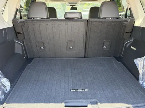 More photos of 2026 Nissan Rogue Dark Armor at Nissan of Lithia Springs, GA