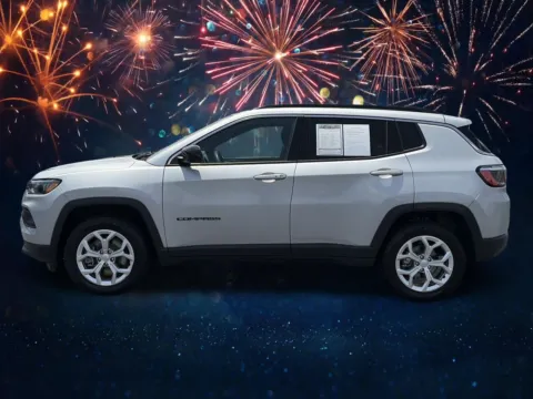 Photos of 2024 Jeep Compass Latitude for sale in Lithia Springs, GA at Nissan of Lithia Springs