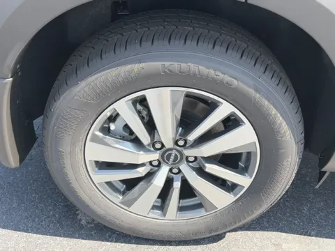 More photos of 2026 Nissan Pathfinder SL at Nissan of Lithia Springs, GA