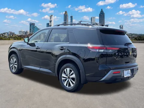 Another view of 2026 Nissan Pathfinder SL for sale in Lithia Springs, GA at Nissan of Lithia Springs