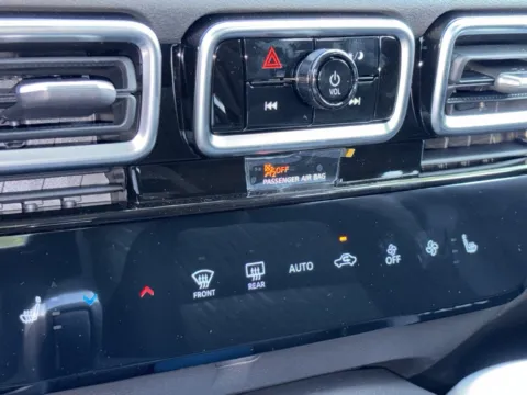 More photos of 2027 Nissan Sentra SV at Nissan of Lithia Springs, GA