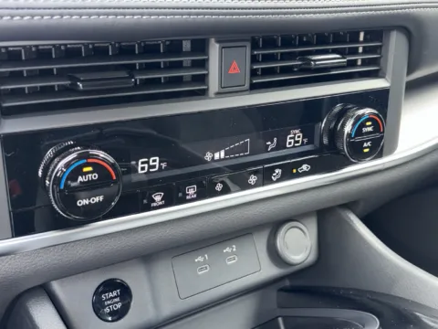 More photos of 2027 Nissan Rogue SV at Nissan of Lithia Springs, GA