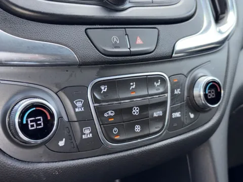 More photos of 2024 Chevrolet Equinox LT at Nissan of Lithia Springs, GA