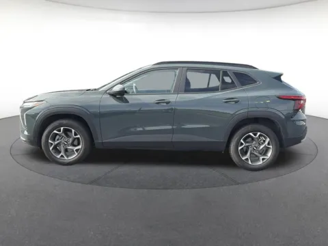Photos of 2025 Chevrolet Trax LT for sale in Lithia Springs, GA at Nissan of Lithia Springs
