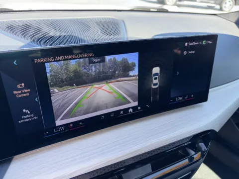 More photos of 2025 BMW 3 Series 330i at Nissan of Lithia Springs, GA