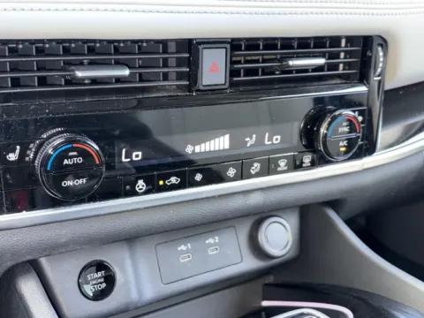 More photos of 2025 Nissan Rogue SL at Nissan of Lithia Springs, GA
