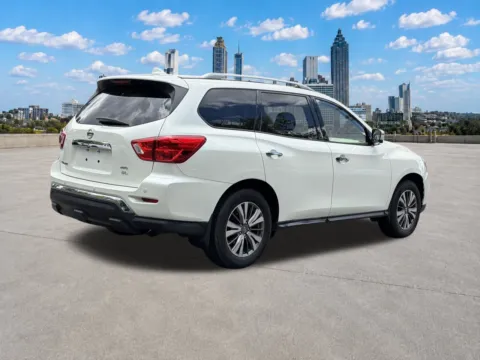 More photos of 2020 Nissan Pathfinder SL at Nissan of Marietta, GA