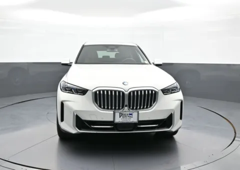 Photos of 2025 BMW X5 xDrive40i for sale in Brooklyn, NY at Acura of Brooklyn