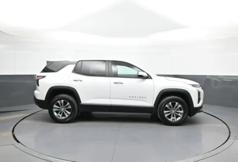 More photos of 2025 Chevrolet Equinox LT at Plaza Honda, NY
