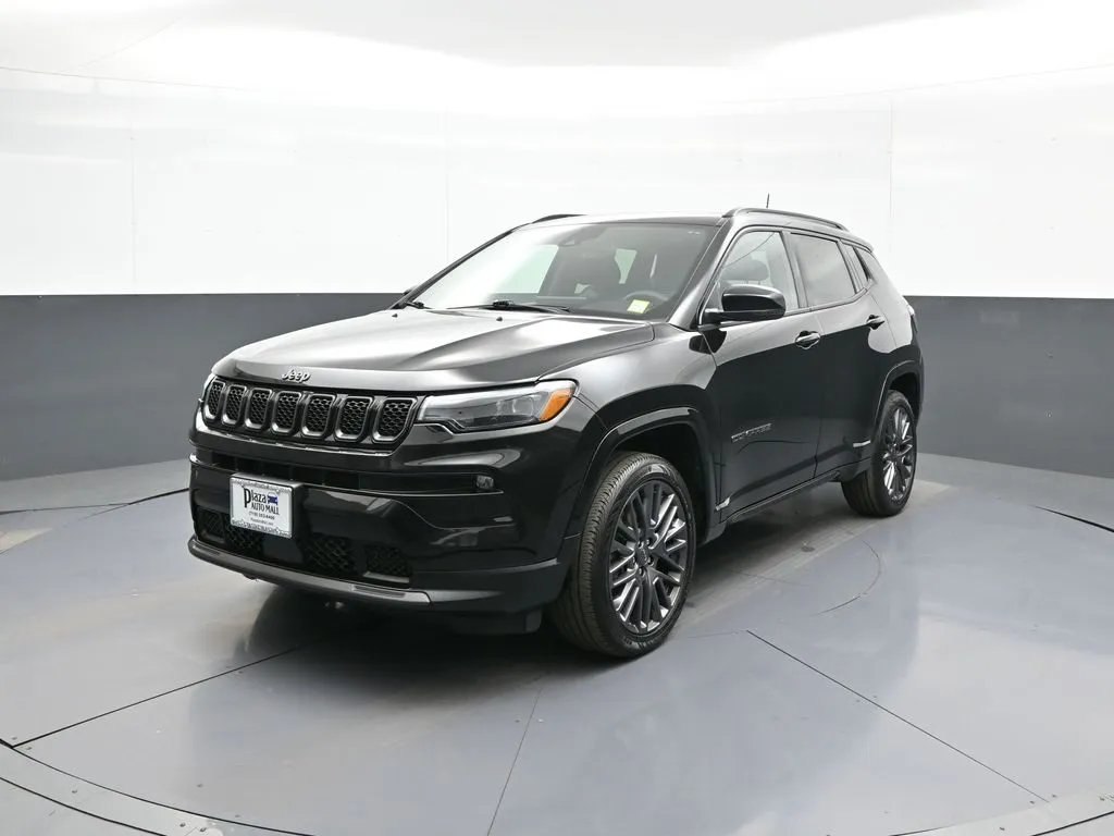 Black 2023 Jeep Compass Limited for sale in Brooklyn, NY