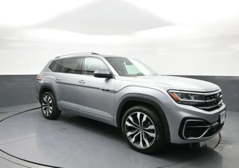 More photos of 2023 Volkswagen Atlas 3.6L V6 SEL Premium R-Line at Plaza Honda, NY