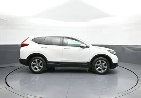 More photos of 2019 Honda CR-V EX at Plaza Honda, NY