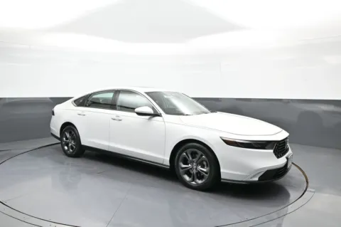 More photos of 2023 Honda Accord EX at Plaza Honda, NY