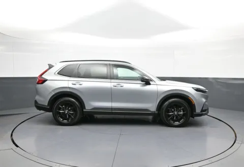 More photos of 2025 Honda CR-V Hybrid Sport-L at Plaza Honda, NY