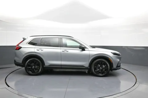 More photos of 2025 Honda CR-V Hybrid Sport Touring at Plaza Honda, NY