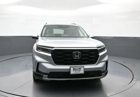 Photos of 2023 Honda Pilot Touring for sale in Brooklyn, NY at Plaza Honda