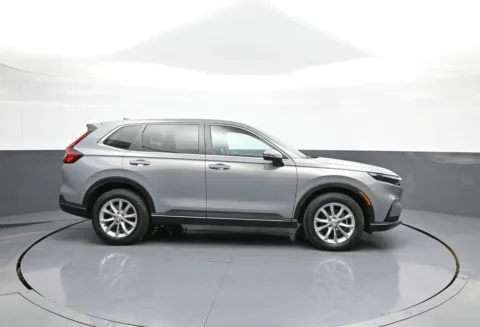 More photos of 2024 Honda CR-V EX-L at Plaza Honda, NY
