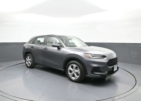More photos of 2023 Honda HR-V LX at Plaza Honda, NY