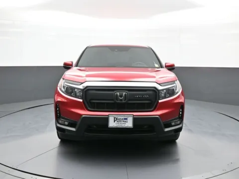 Photos of 2024 Honda Passport EX-L for sale in Brooklyn, NY at Plaza Honda