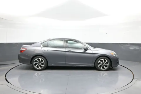 More photos of 2016 Honda Accord EX-L at Plaza Honda, NY
