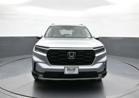 Photos of 2024 Honda Pilot Touring for sale in Brooklyn, NY at Plaza Honda