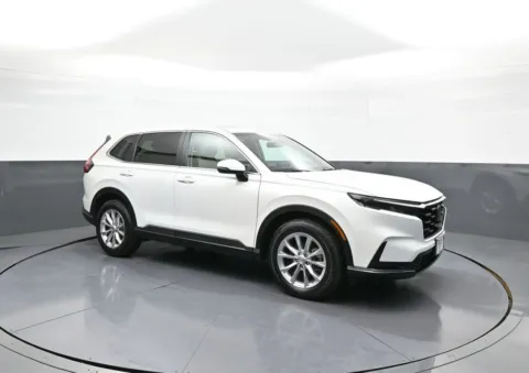 More photos of 2023 Honda CR-V EX at Plaza Honda, NY