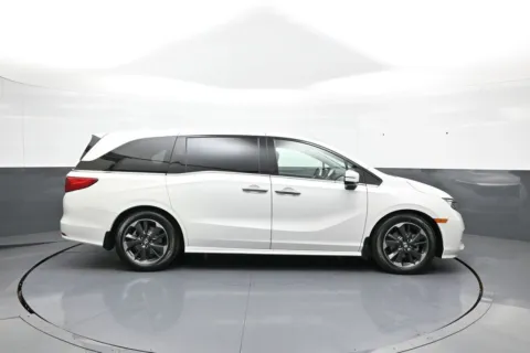 More photos of 2023 Honda Odyssey Elite at Plaza Honda, NY