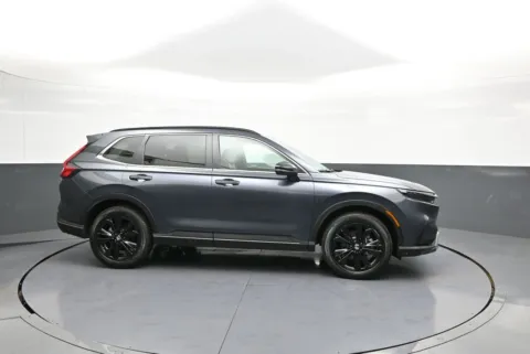 More photos of 2023 Honda CR-V Hybrid Sport Touring at Plaza Honda, NY