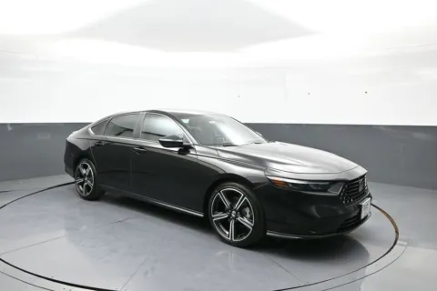 More photos of 2025 Honda Accord Hybrid Sport at Plaza Honda, NY