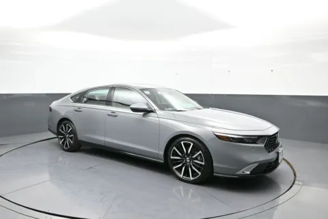 More photos of 2023 Honda Accord Hybrid Touring at Plaza Honda, NY