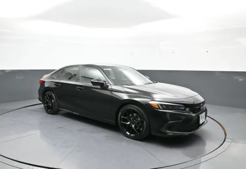 More photos of 2022 Honda Civic Sport at Plaza Honda, NY
