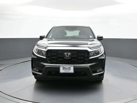 Photos of 2023 Honda Passport EX-L for sale in Brooklyn, NY at Plaza Honda