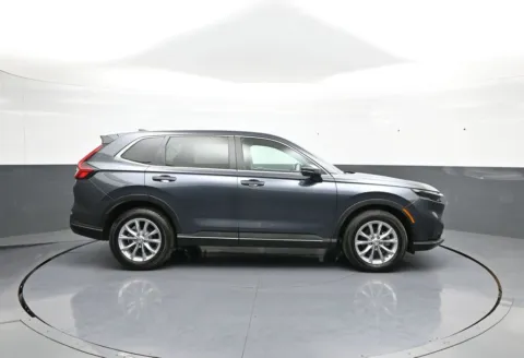 More photos of 2024 Honda CR-V EX-L at Plaza Honda, NY