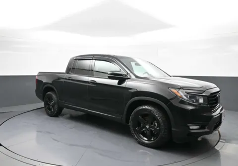 More photos of 2023 Honda Ridgeline Black Edition at Plaza Honda, NY