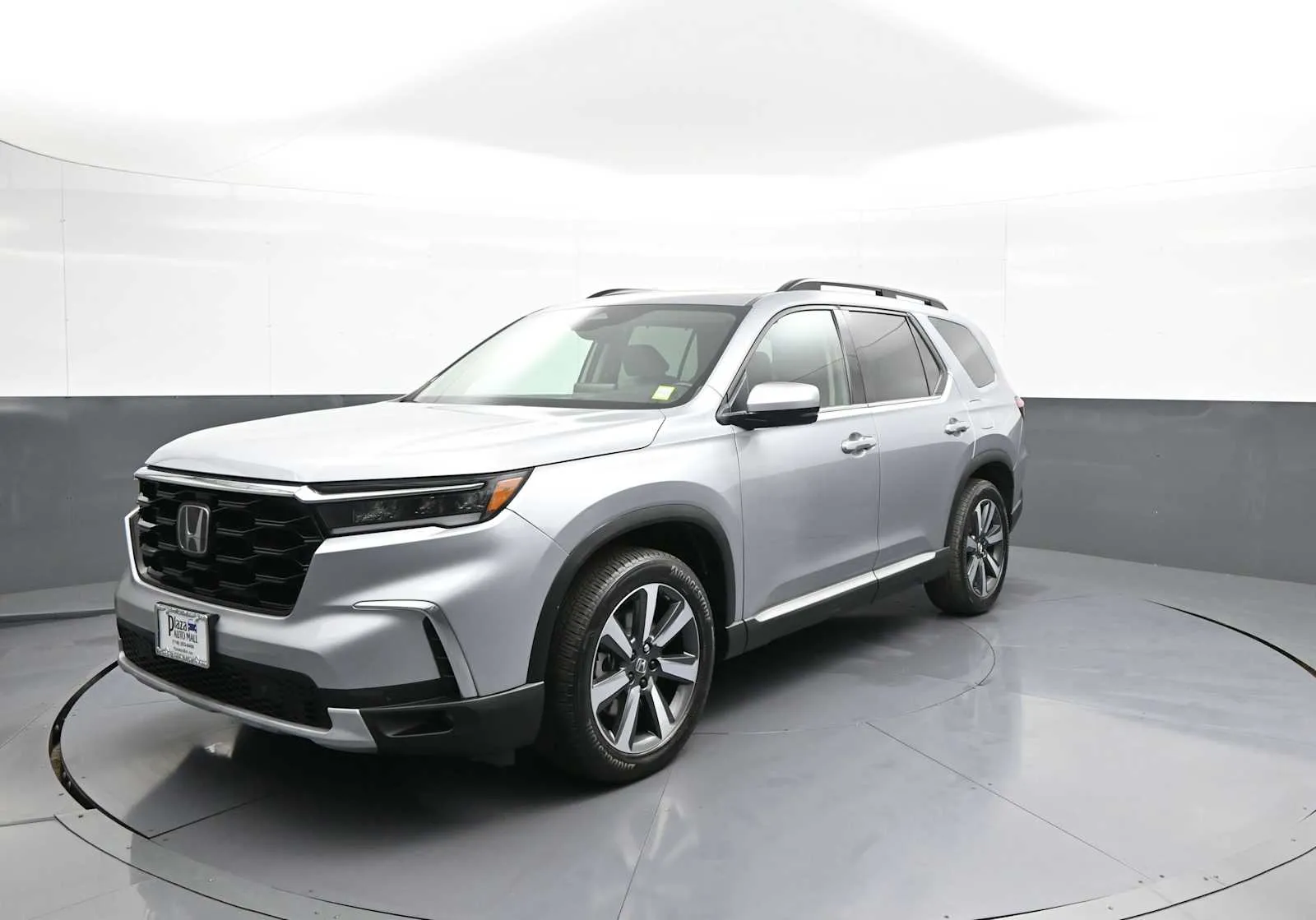 Silver 2023 Honda Pilot Touring for sale in Brooklyn, NY