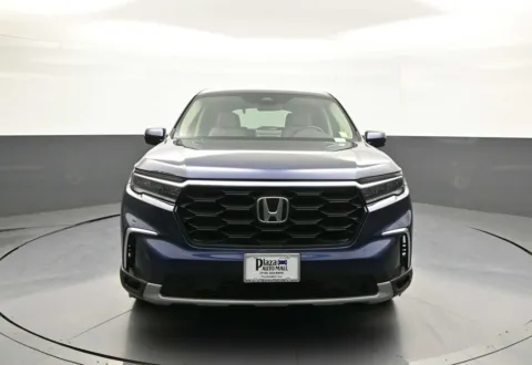 Photos of 2023 Honda Pilot EX-L 7 Passenger for sale in Brooklyn, NY at Plaza Honda