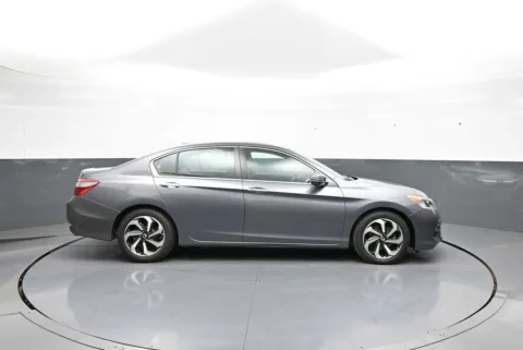 More photos of 2016 Honda Accord EX-L at Plaza Honda, NY