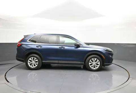 More photos of 2025 Honda CR-V LX at Plaza Honda, NY