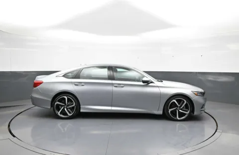 More photos of 2018 Honda Accord Sedan Sport 1.5T at Plaza Honda, NY
