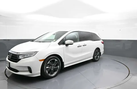 White 2023 Honda Odyssey Elite for sale in Brooklyn, NY