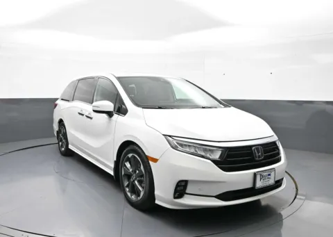 Another view of 2023 Honda Odyssey Elite for sale in Brooklyn, NY at Plaza Honda