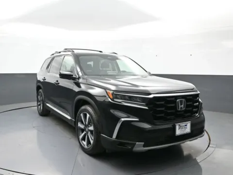 Photos of 2025 Honda Pilot Touring for sale in Brooklyn, NY at Plaza Honda