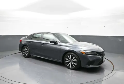 More photos of 2024 Honda Civic EX at Plaza Honda, NY