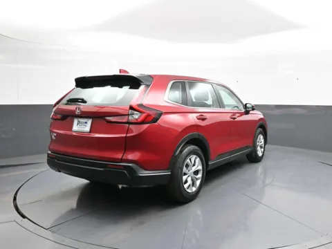 More photos of 2024 Honda CR-V LX at Plaza Honda, NY