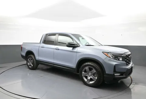 More photos of 2024 Honda Ridgeline TrailSport at Plaza Honda, NY