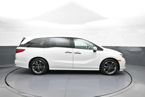 More photos of 2024 Honda Odyssey Elite at Plaza Honda, NY