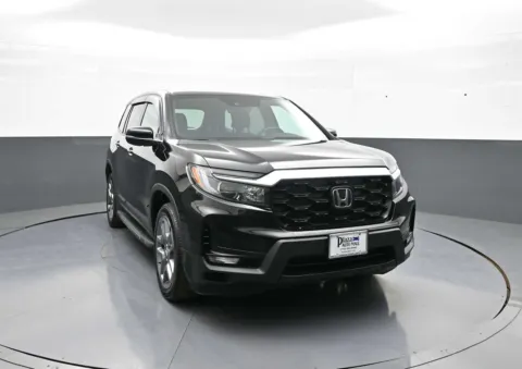 Another view of 2023 Honda Passport EX-L for sale in Brooklyn, NY at Plaza Honda