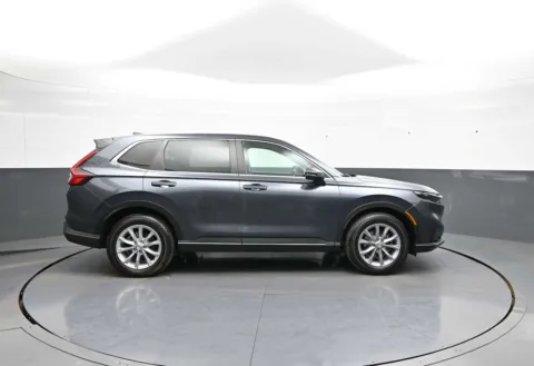 More photos of 2024 Honda CR-V EX-L at Plaza Honda, NY