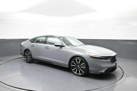 More photos of 2023 Honda Accord Hybrid Touring at Plaza Honda, NY
